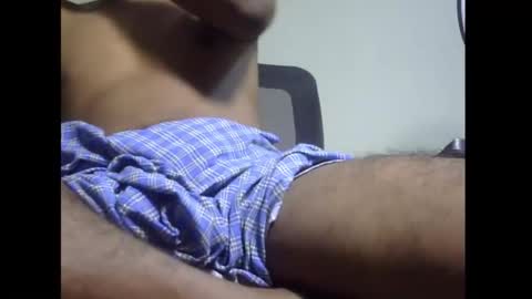 Snapshot of chennai_paiyan_24 chatting on 06-02-26, 03:25 eniyavan online show from 06-02-26, 03:25