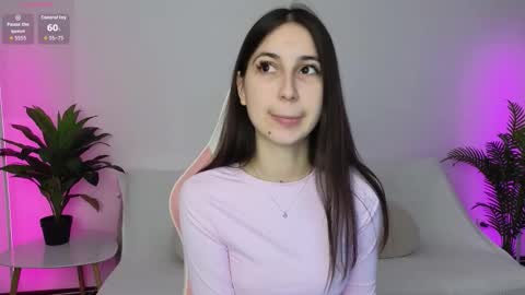 Snapshot of cheradivine chatting on 01-14-26, 09:31 cheradivine online show from 01-14-26, 09:31