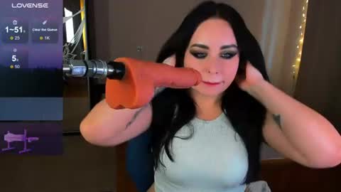 Snapshot of cherry__girl_ chatting on 07-11-26, 11:46 Emily online show from 07-11-26, 11:46