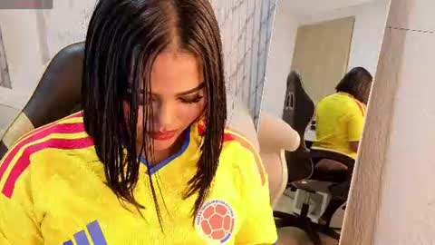 cherry_bunny_cn online show from 06-16-26, 01:36