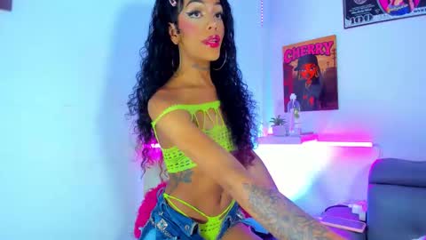 Snapshot of cherry_gate chatting on 10-05-25, 08:01 cherry_gate online show from 10-05-25, 08:01