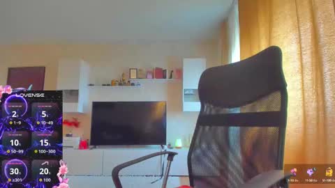 mayra online show from 10-12-25, 08:46