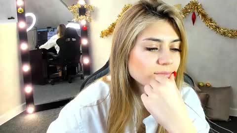 cherry_pr1ce online show from 01-08-25, 03:29