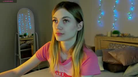 Snapshot of cherry_pr1ce chatting on 05-03-26, 11:11 cherry_pr1ce online show from 05-03-26, 11:11
