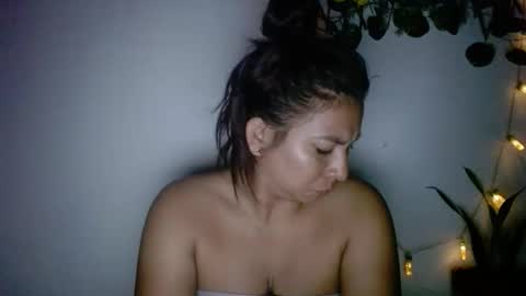 Snapshot of cherry_provocation chatting on 05-11-26, 07:58 cherry online show from 05-11-26, 07:58