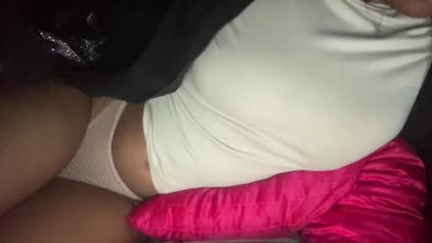 cherryb online show from 04-11-26, 10:19