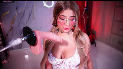 Cherry  online show from 04-17-26, 03:53