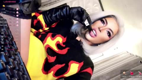 Snapshot of cherryharper chatting on 01-17-25, 11:27 THE ALPHA GODDESSOFSEXUALDESIRE online show from 01-17-25, 11:27