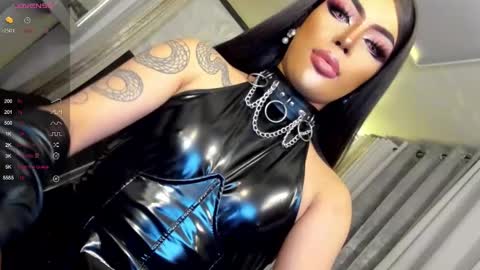 Snapshot of cherryharper chatting on 01-24-25, 08:23 THE ALPHA GODDESSOFSEXUALDESIRE online show from 01-24-25, 08:23