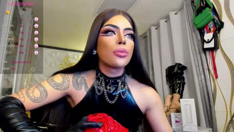 Snapshot of cherryharper chatting on 02-16-25, 09:15 THE ALPHA GODDESSOFSEXUALDESIRE online show from 02-16-25, 09:15