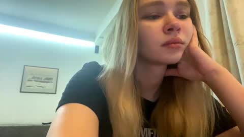 Lei online show from 03-20-26, 05:23