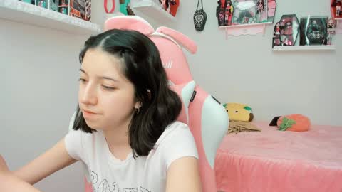 cherrycute666 online show from 02-05-25, 10:01