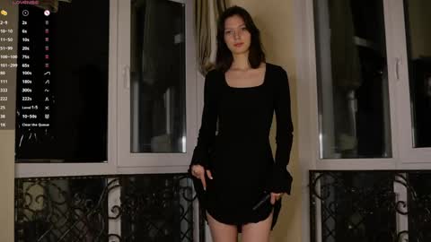 Snapshot of cherrymira chatting on 04-29-26, 06:14 Loise online show from 04-29-26, 06:14