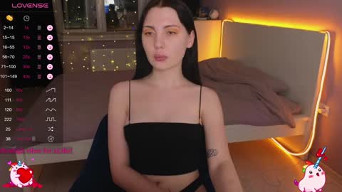 Snapshot of cherrystoun chatting on 12-18-24, 10:46 Katrine online show from 12-18-24, 10:46