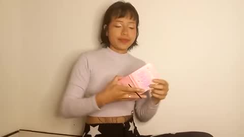 Snapshot of cherrywitchy chatting on 12-31-24, 10:56 Cherry online show from 12-31-24, 10:56