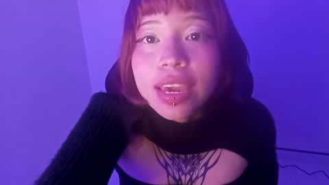 Snapshot of cherrywitchy chatting on 01-14-25, 05:19 Cherry online show from 01-14-25, 05:19