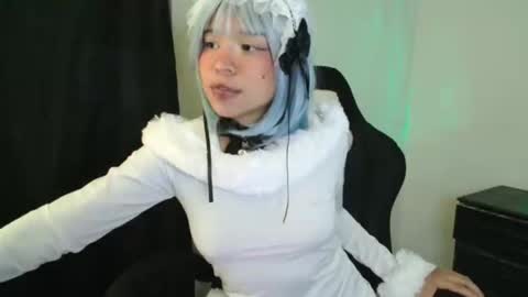 Snapshot of cherrywitchy chatting on 03-03-25, 06:26 Cherry online show from 03-03-25, 06:26