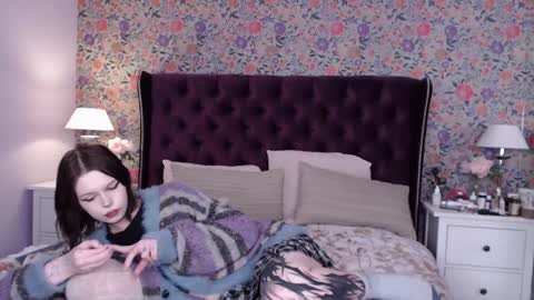 amelia online show from 01-01-25, 09:20