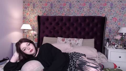 amelia online show from 01-08-25, 05:48