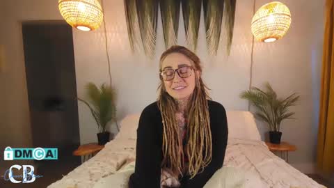 Chevi Blue online show from 01-24-25, 03:34