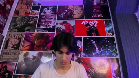 Snapshot of cheys_mast chatting on 06-05-26, 07:19 Cheys online show from 06-05-26, 07:19