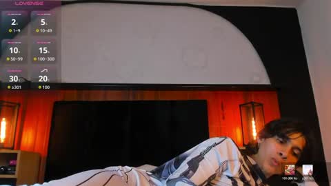 Cheys online show from 06-17-26, 07:48