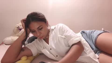 Airam online show from 05-26-26, 01:56