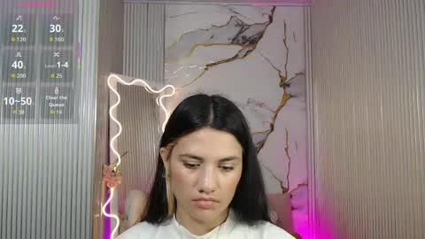 Snapshot of chiara_tay chatting on 05-12-26, 07:11 Chiara online show from 05-12-26, 07:11