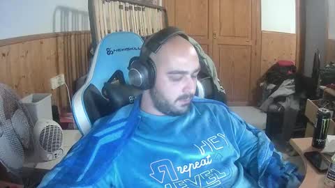 chicomallorca96 online show from 02-17-25, 06:48