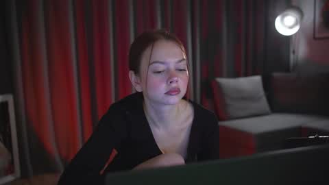 Snapshot of chillwithstacy chatting on 11-06-25, 09:59 chillwithstacy online show from 11-06-25, 09:59