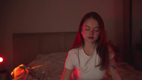 Snapshot of chillwithstacy chatting on 12-03-25, 09:35 chillwithstacy online show from 12-03-25, 09:35