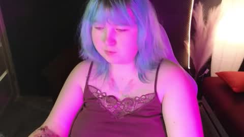 Snapshot of chimberwol chatting on 10-07-25, 01:47 Chim-Chim online show from 10-07-25, 01:47