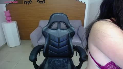 Kelly online show from 10-07-25, 01:08