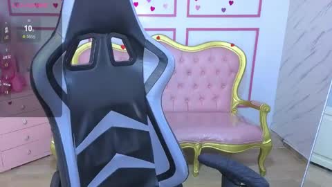 Snapshot of chinatsu_t chatting on 06-05-26, 01:28 Kelly online show from 06-05-26, 01:28
