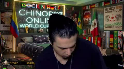 Snapshot of chinoroz chatting on 07-08-26, 05:17 Enrique online show from 07-08-26, 05:17