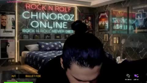 Snapshot of chinoroz chatting on 07-10-26, 06:39 Enrique online show from 07-10-26, 06:39