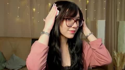 Snapshot of chiquitabures chatting on 01-10-26, 07:26 Leyna online show from 01-10-26, 07:26