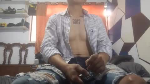 Snapshot of chispahot69 chatting on 09-16-25, 01:34 chispahot69 online show from 09-16-25, 01:34