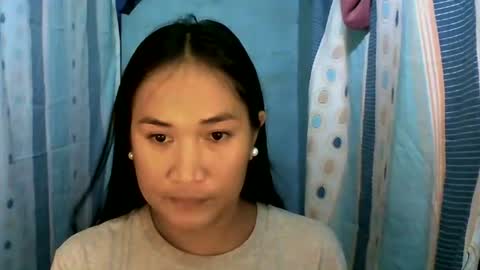 Snapshot of chixx_nina chatting on 07-31-26, 04:23 chixx_nina online show from 07-31-26, 04:23