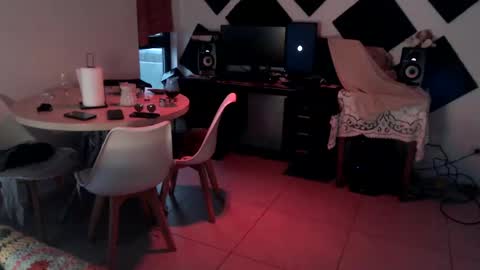 Chkjnn online show from 10-25-25, 10:23