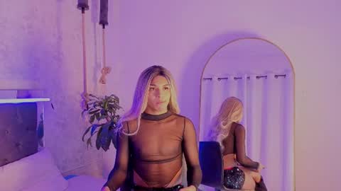 Chloe online show from 06-28-26, 12:22