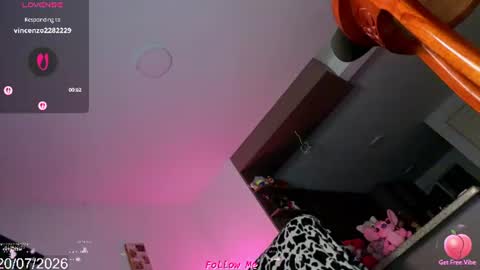 Snapshot of chloe_cooperr chatting on 07-20-26, 10:39 chloe_cooperr online show from 07-20-26, 10:39