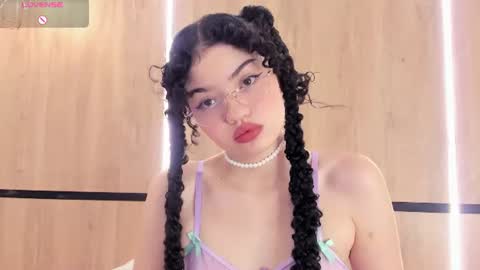 chloe online show from 06-30-26, 11:22