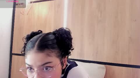 chloe online show from 07-17-26, 12:12