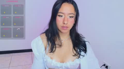 chloe_desire11 online show from 07-25-26, 11:30