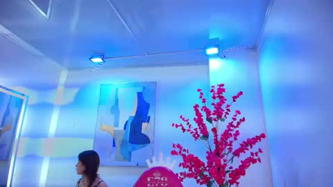 Snapshot of chloe_dolly chatting on 02-25-26, 11:20 Chloe online show from 02-25-26, 11:20