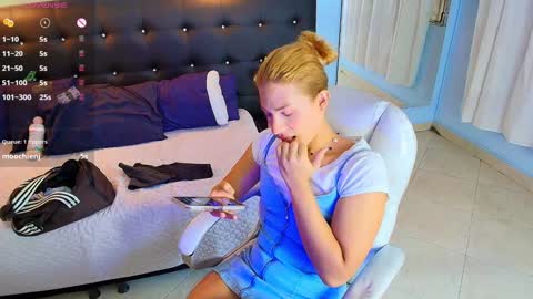 CHLOE online show from 12-13-24, 08:47