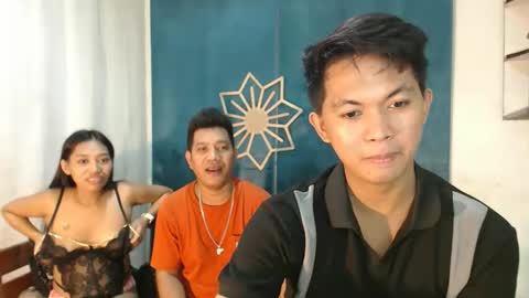 chloe and harlot online show from 12-15-25, 05:23