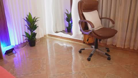 Chloe online show from 01-19-26, 12:09