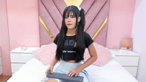 Chloe online show from 03-07-26, 11:29